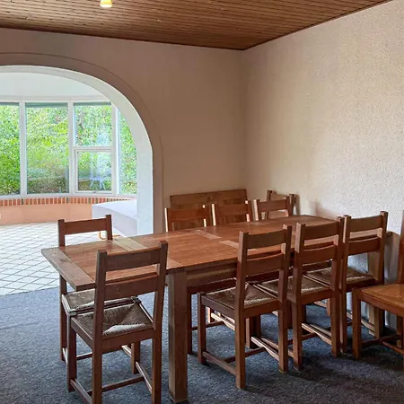 Ferienhaus 4 Bedroom Pet Friendly In